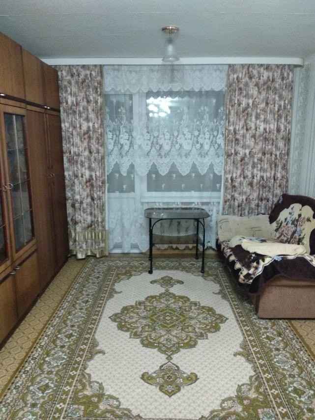 1-комнатная квартира, ул. Есенина, 115, 807 рублей: фото 1