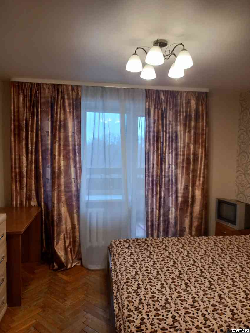 2-комнатная квартира, пр. Победителей, 53/1, 1300 рублей: фото 1