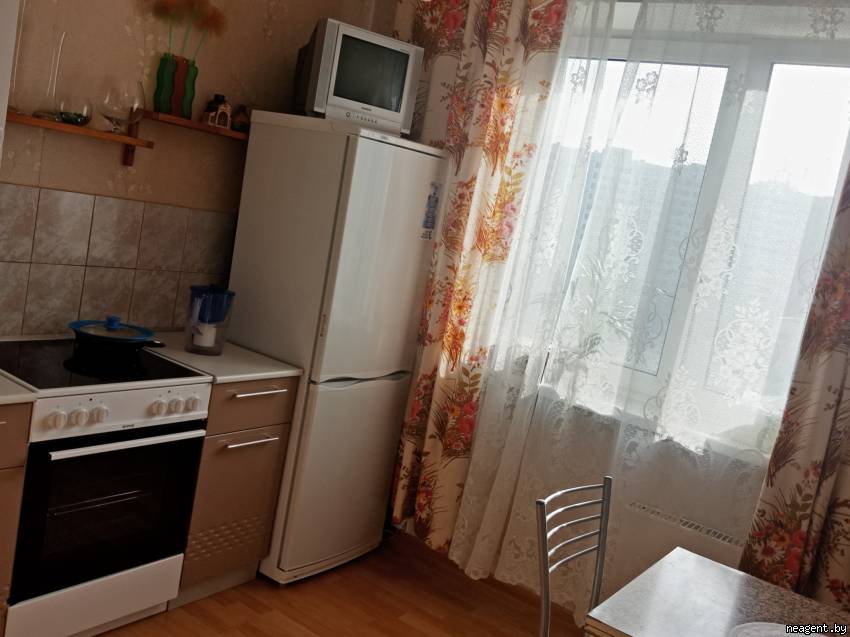 1-комнатная квартира, Гагарина, 67, 280 рублей: фото 2