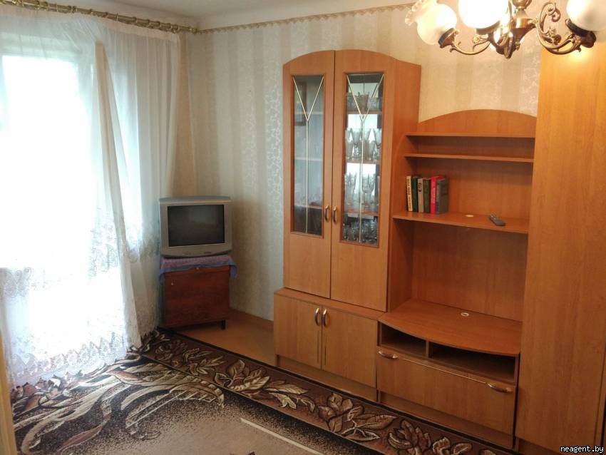 1-комнатная квартира, ул. Якуба Коласа, 8, 632 рублей: фото 2