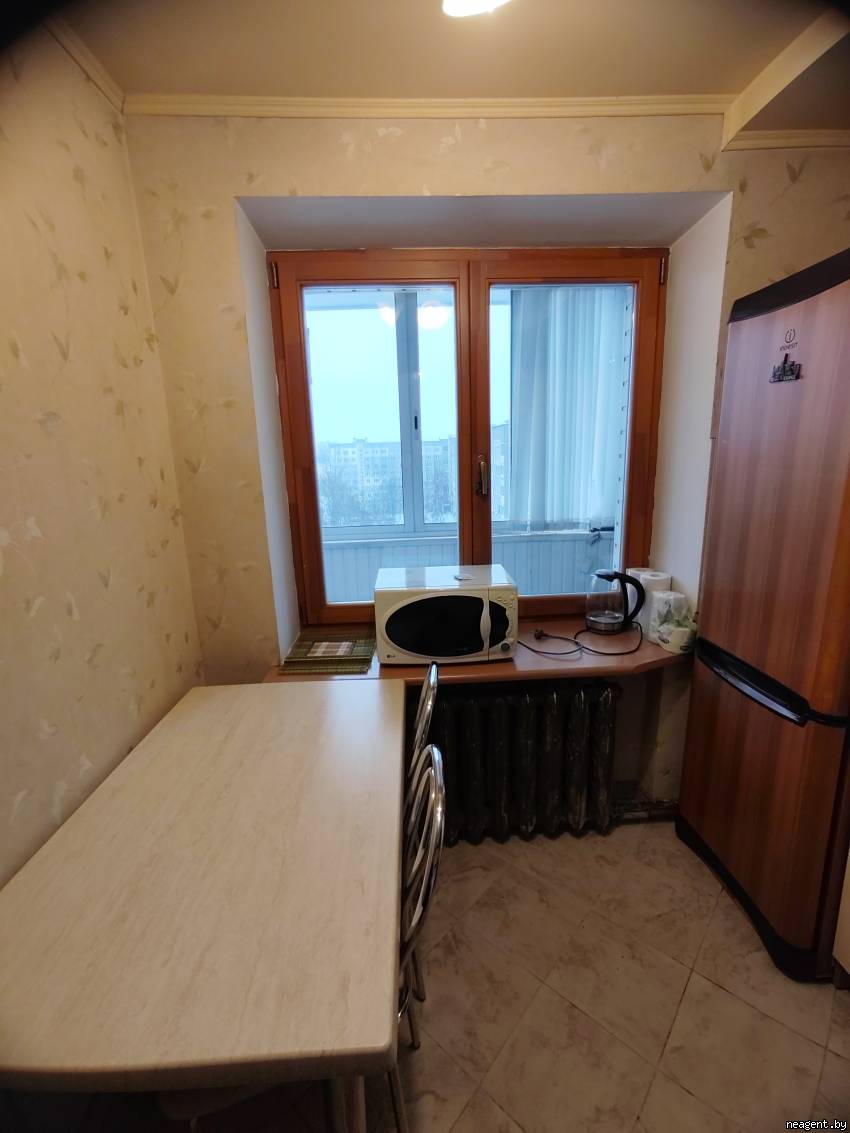 1-комнатная квартира, ул. Якуба Коласа, 69, 850 рублей: фото 2