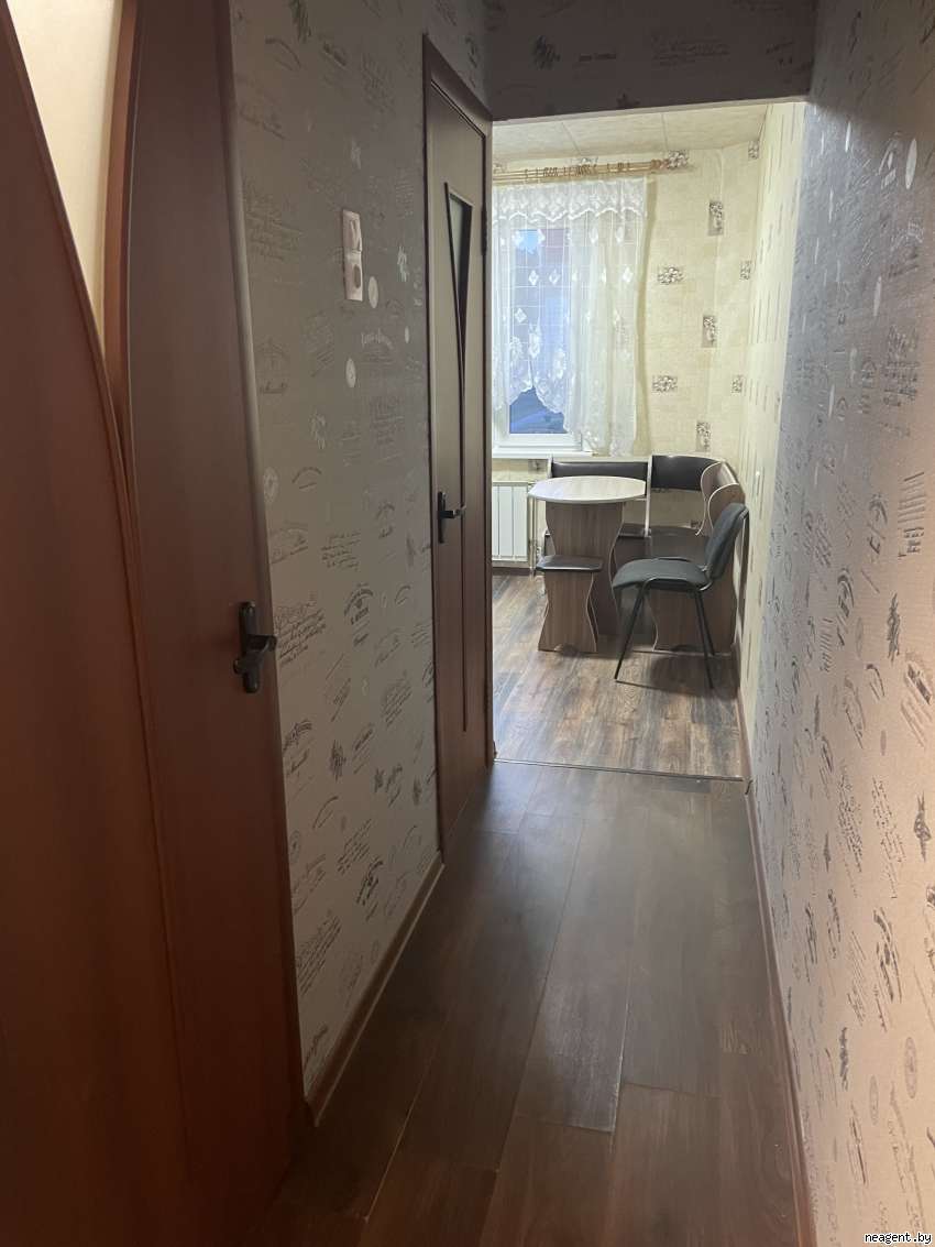 1-комнатная квартира, Александрова, 9, 250 рублей: фото 3