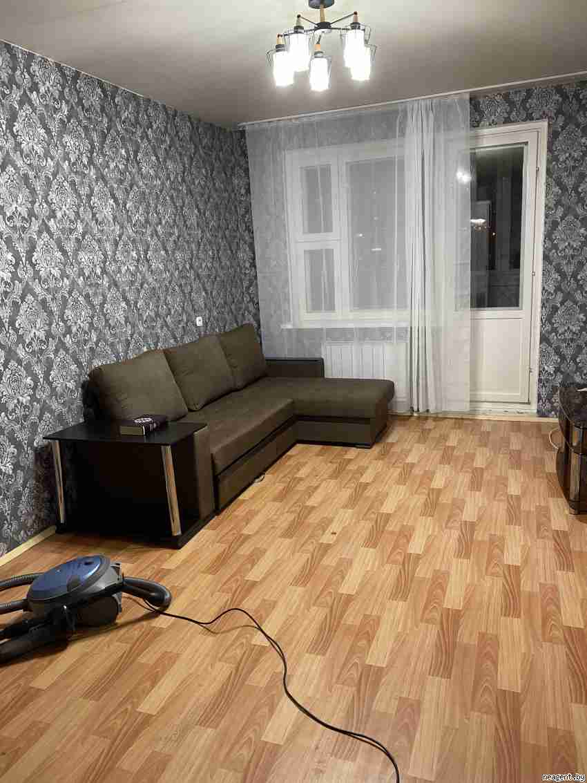 2-комнатная квартира, ул. Алеся Гаруна, 25, 966 рублей: фото 1
