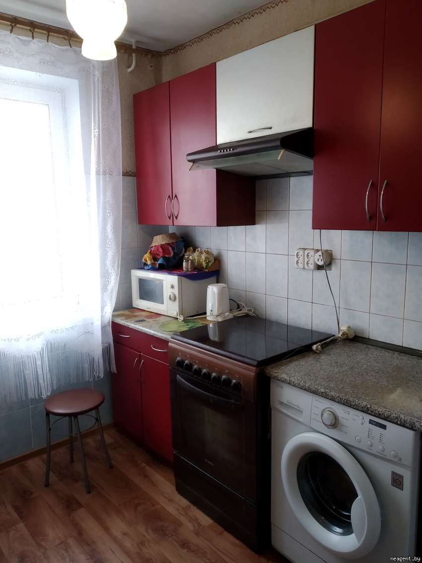 3-комнатная квартира, ул. Заславская, 12, 410 рублей: фото 1