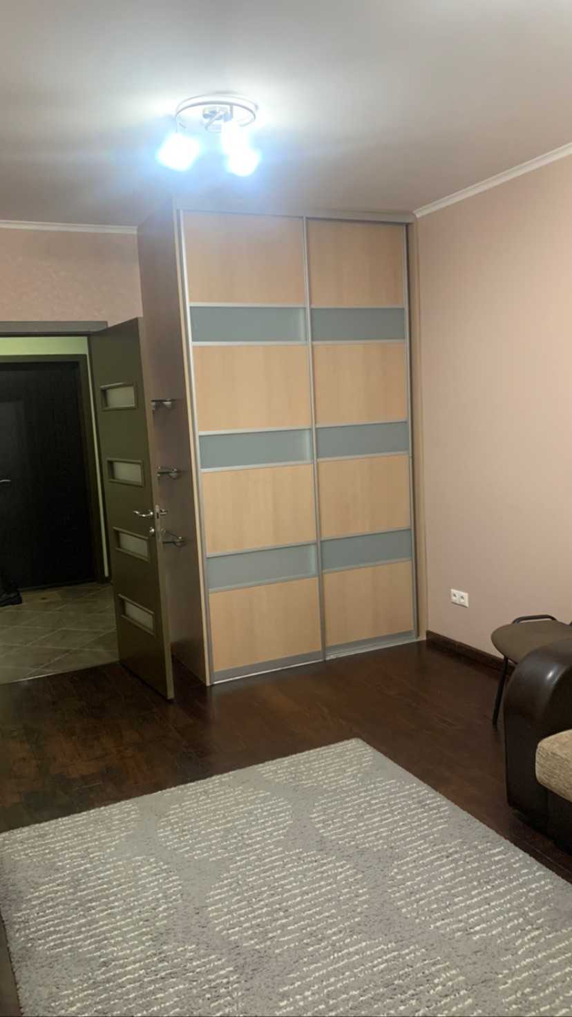 1-комнатная квартира, ул. Есенина, 64/1, 890 рублей: фото 2