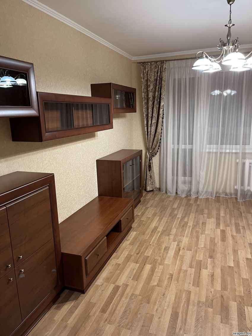 2-комнатная квартира, ул. Жуковского, 23, 1400 рублей: фото 1