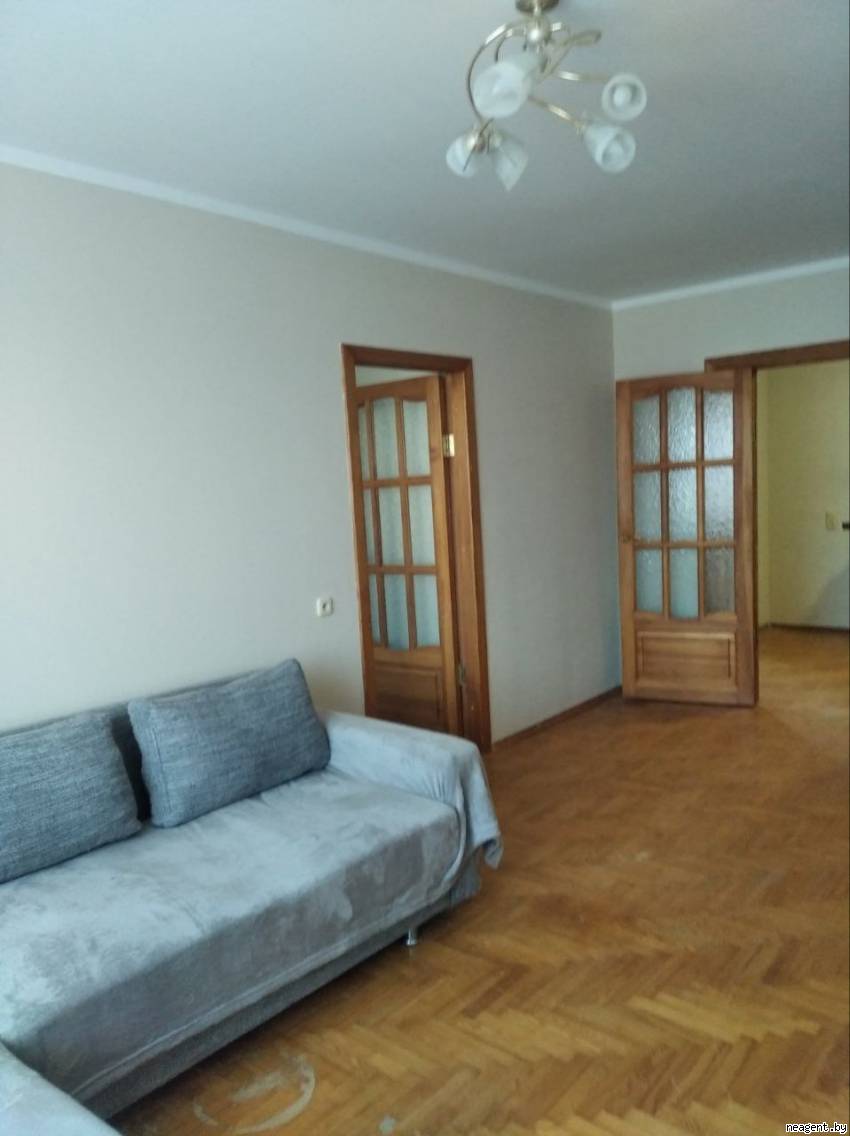 3-комнатная квартира, ул. Шаранговича, 61, 1140 рублей: фото 1