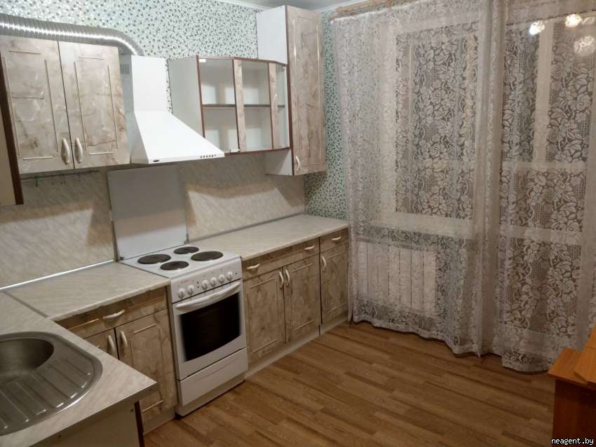1-комнатная квартира, Александрова, 16, 650 рублей: фото 1