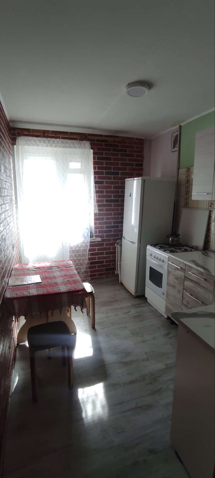 1-комнатная квартира, ул. Розы Люксембург, 116, 844 рублей: фото 1