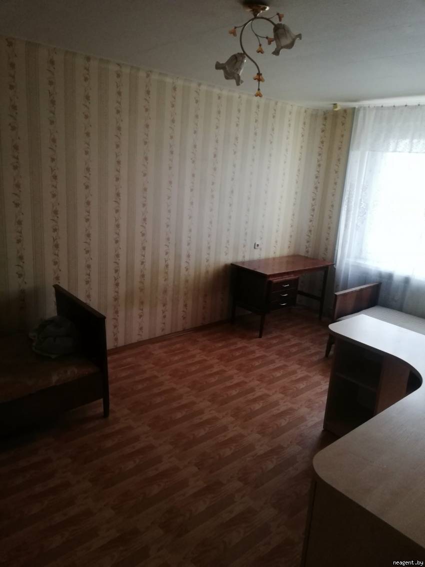 2-комнатная квартира, ул. Авроровская, 4, 750 рублей: фото 1