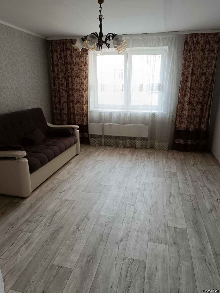 1-комнатная квартира, Машерова просп., 76, 900 рублей: фото 1