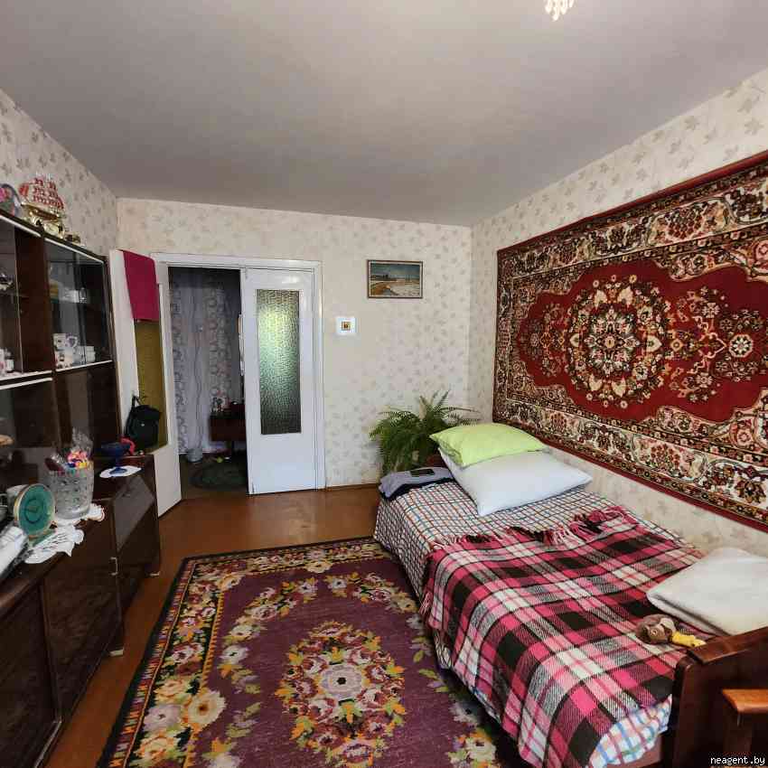 2-комнатная квартира, Карбышева, 101, 136340 рублей: фото 1