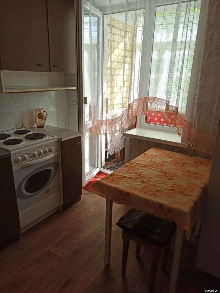 1-комнатная квартира, ул.Линейная, 8/б, 170 рублей: фото 3