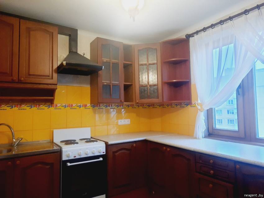 2-комнатная квартира, ул. Якубовского, 21, 974 рублей: фото 1