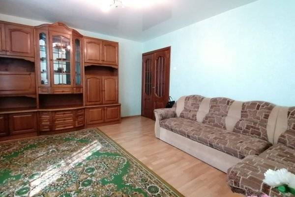 2-комнатная квартира, ул. Карла Либкнехта, 123/А, 1327 рублей: фото 2