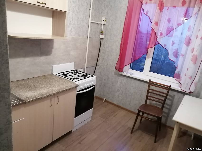 1-комнатная квартира, ул. Казинца, 70, 580 рублей: фото 2
