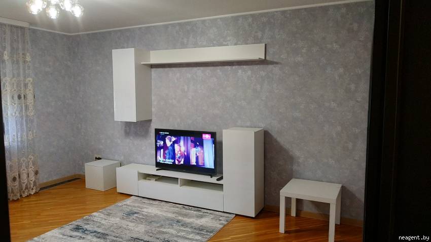1-комнатная квартира, ул. Леонида Беды, 38, 1303 рублей: фото 1