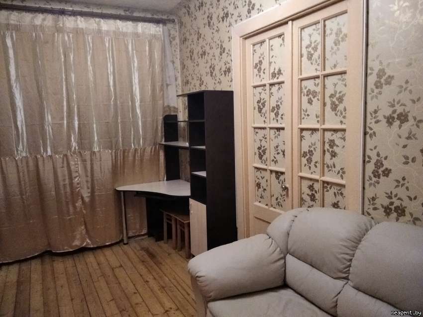 2-комнатная квартира, ул. Розы Люксембург, 106, 800 рублей: фото 3