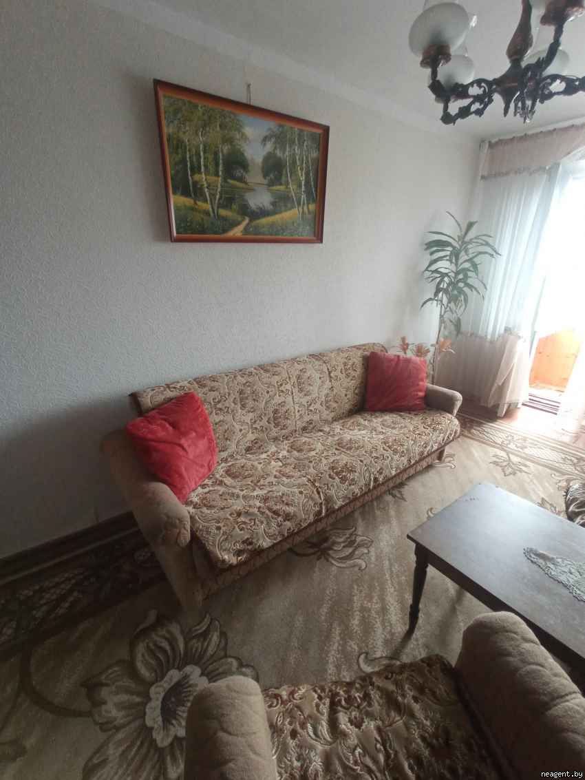 3-комнатная квартира, Октябрьская, 14, 108098 рублей: фото 1