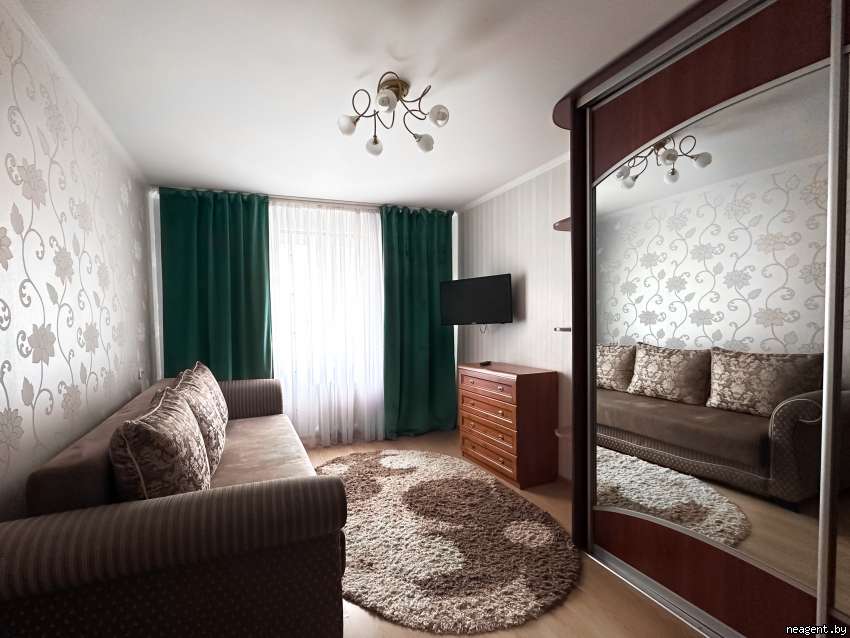 3-комнатная квартира, Троицкая, 26, 130 рублей: фото 1