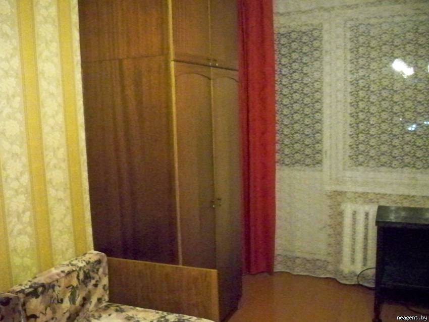 1-комнатная квартира, ул. Варвашени, 1, 711 рублей: фото 1