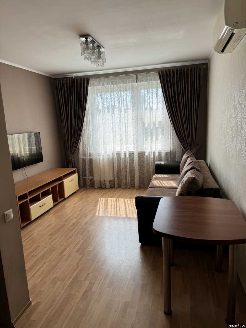 2-комнатная квартира, Рокоссовского просп., 76, 1320 рублей: фото 1