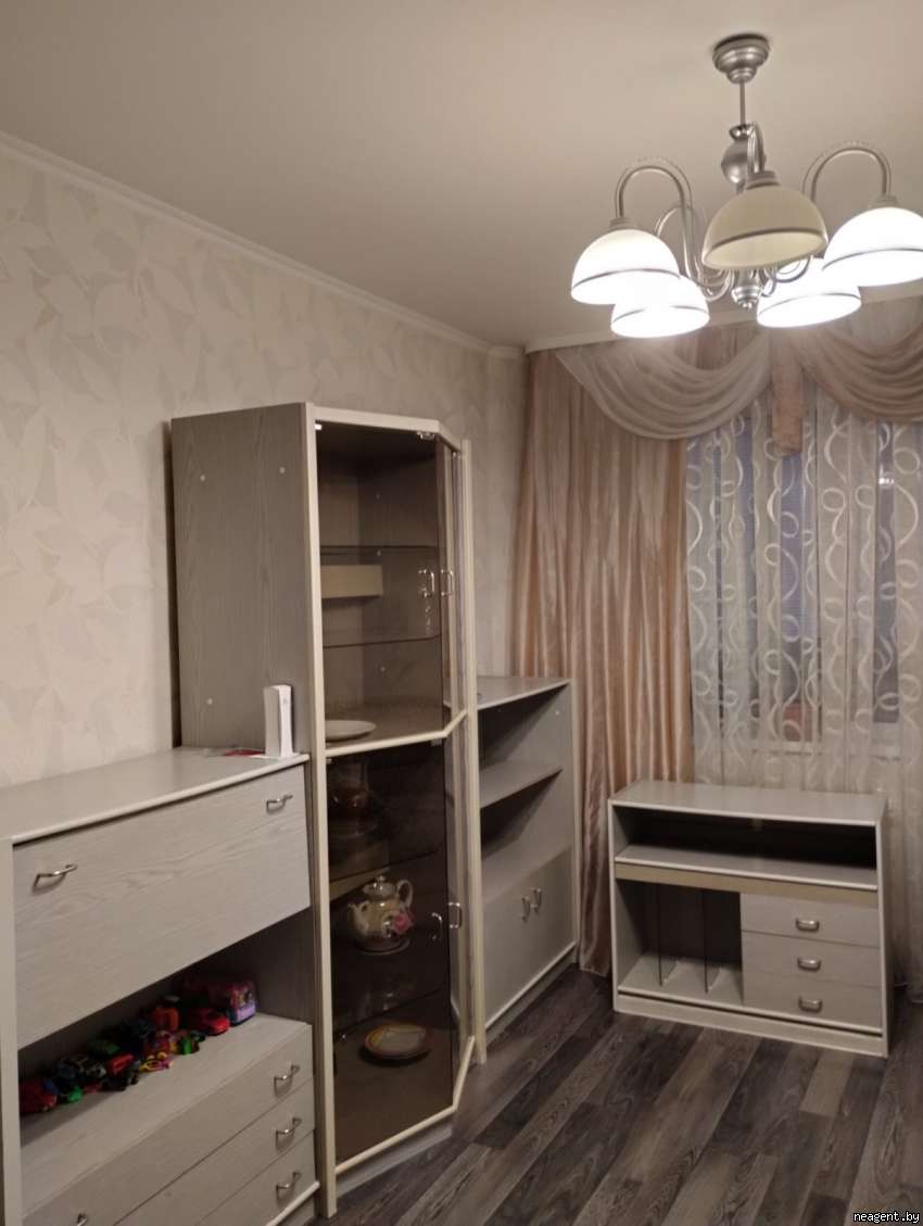 3-комнатная квартира, , 1460 рублей: фото 1