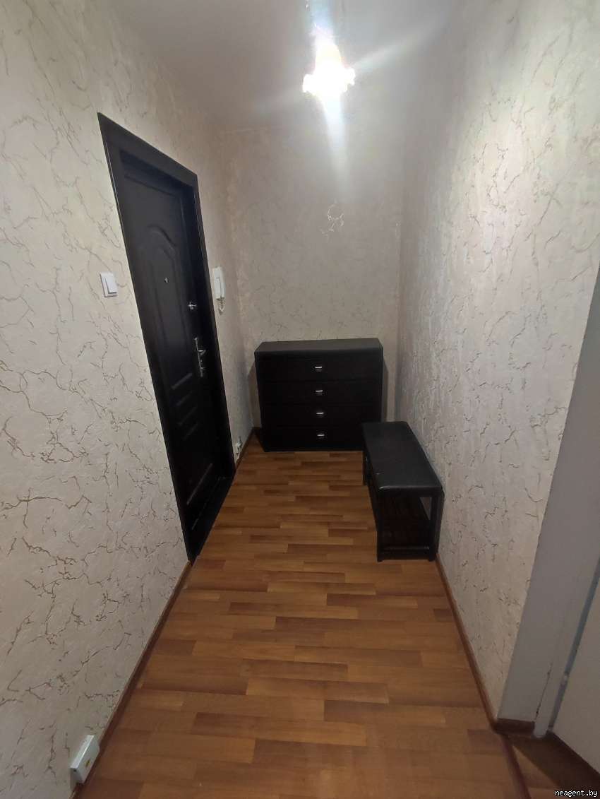 1-комнатная квартира, ул. Алеся Гаруна, 23, 840 рублей: фото 2
