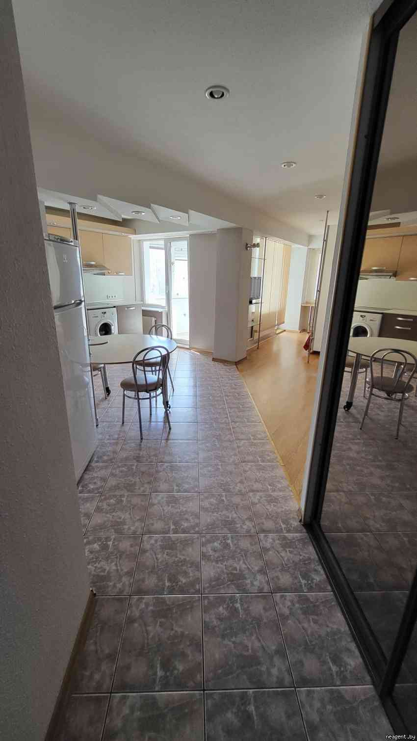 1-комнатная квартира, ул. Веры Хоружей, 10/1, 1300 рублей: фото 2