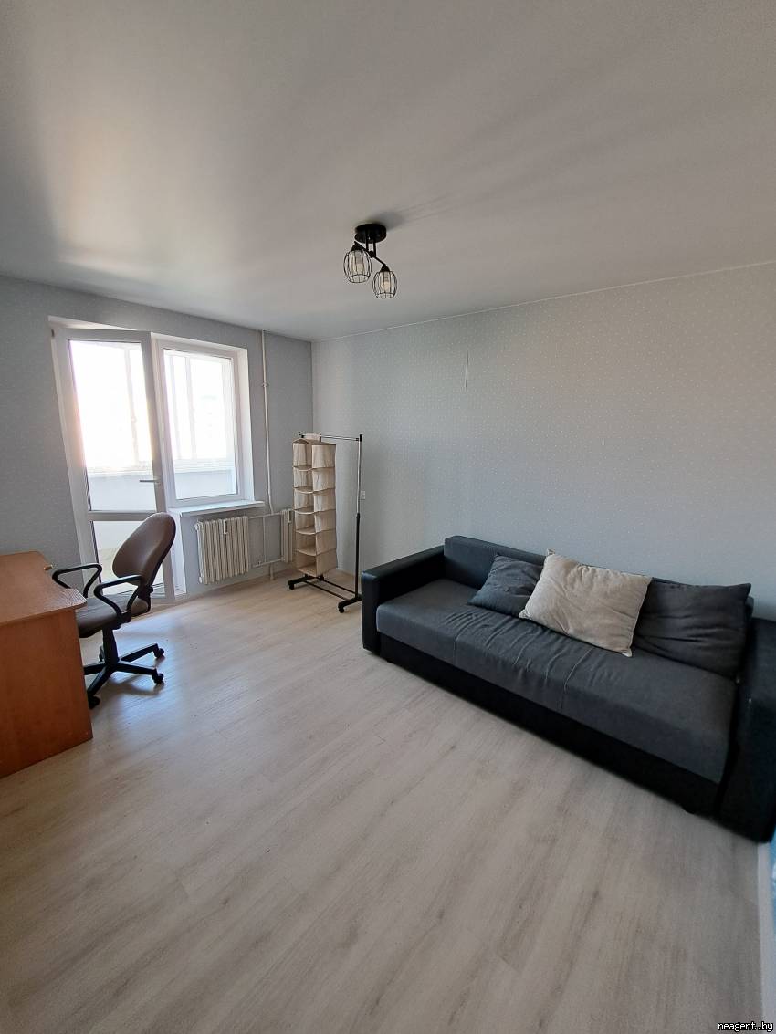 3-комнатная квартира, ул. Рафиева, 40, 1236 рублей: фото 1