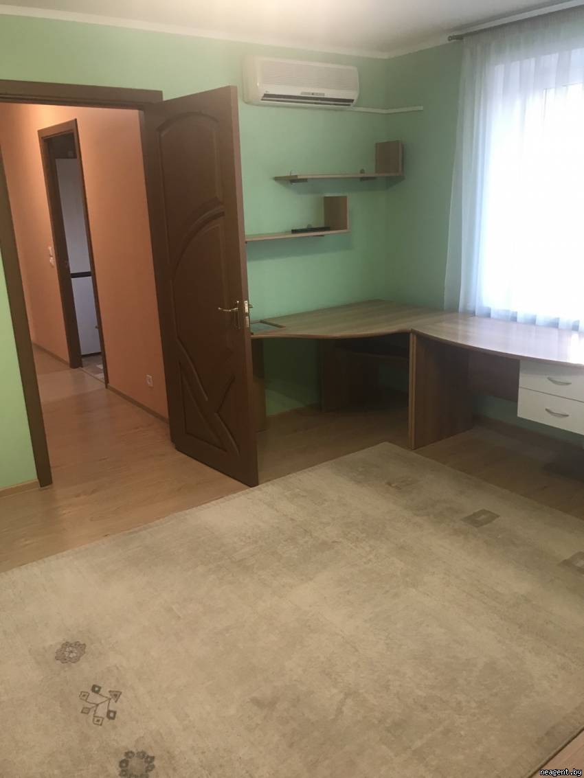 3-комнатная квартира, ул. Притыцкого, 47, 1121 рублей: фото 4