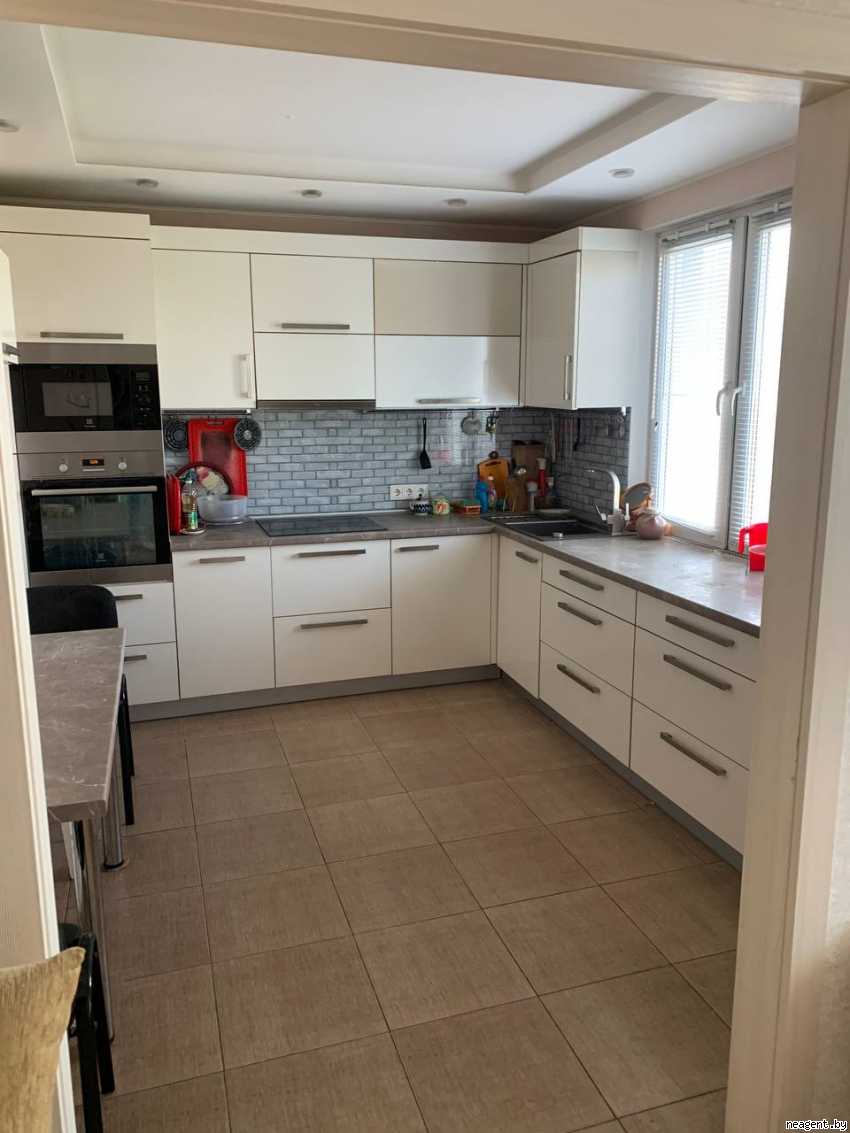 3-комнатная квартира, ул. Зеленая, 1, 1739 рублей: фото 3