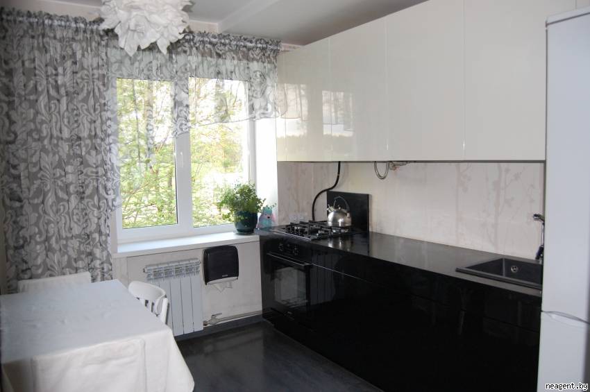 2-комнатная квартира, Мира, 13, 879 рублей: фото 1