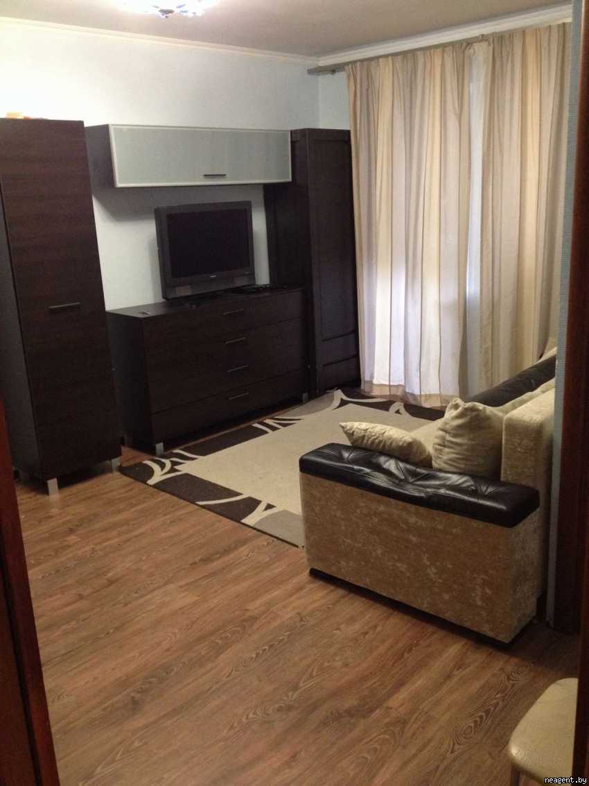 1-комнатная квартира, ул. Волоха, 21, 826 рублей: фото 1