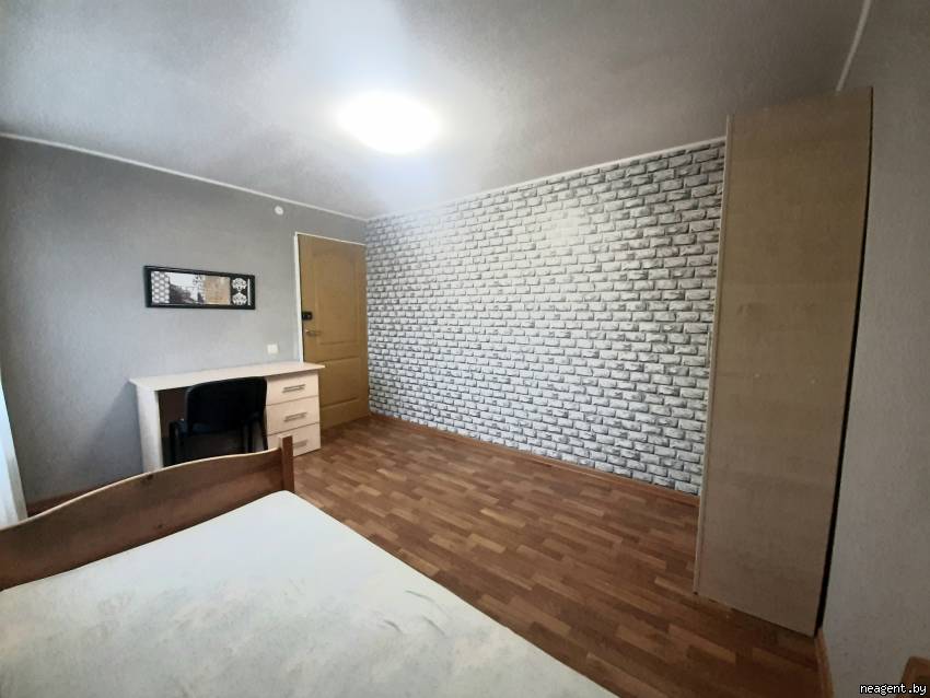 Комната, ул. Карастояновой, 42, 383 рублей: фото 1