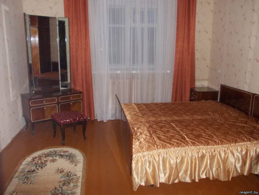 2-комнатная квартира, ул. Козлова, 14, 1080 рублей: фото 1