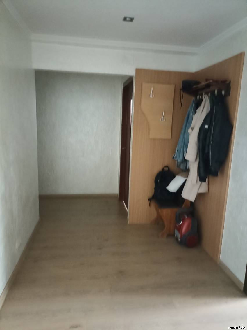 Комната, Асаналиева, 24, 370 рублей: фото 1