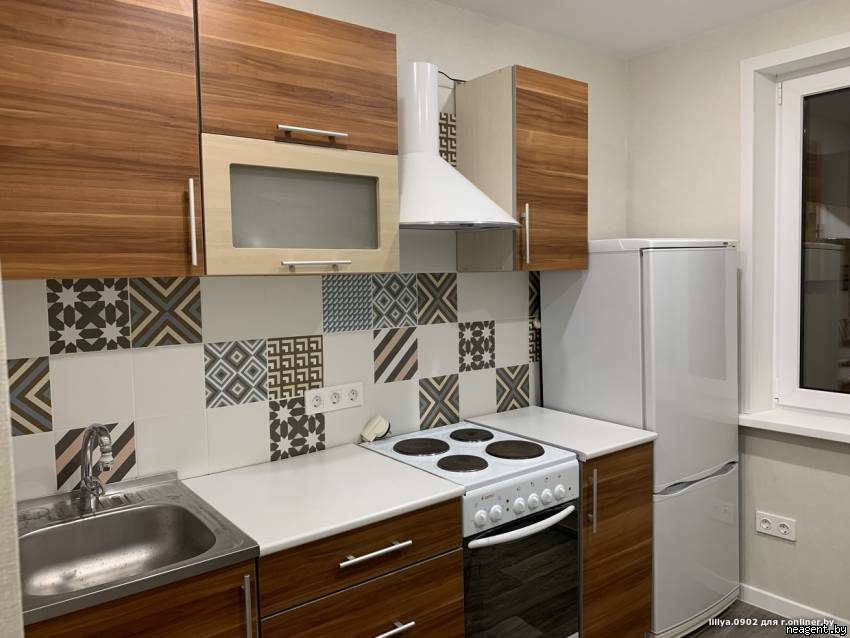 2-комнатная квартира, ул. Руссиянова, 27/1, 990 рублей: фото 1