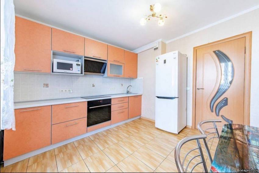 3-комнатная квартира, ул. Притыцкого, 105, 1768 рублей: фото 2