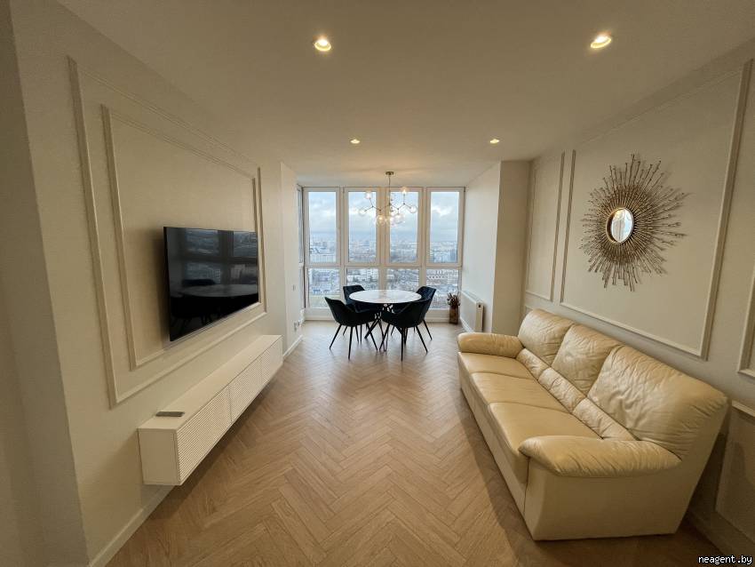 3-комнатная квартира, Дзержинского просп., 11, 3200 рублей: фото 1