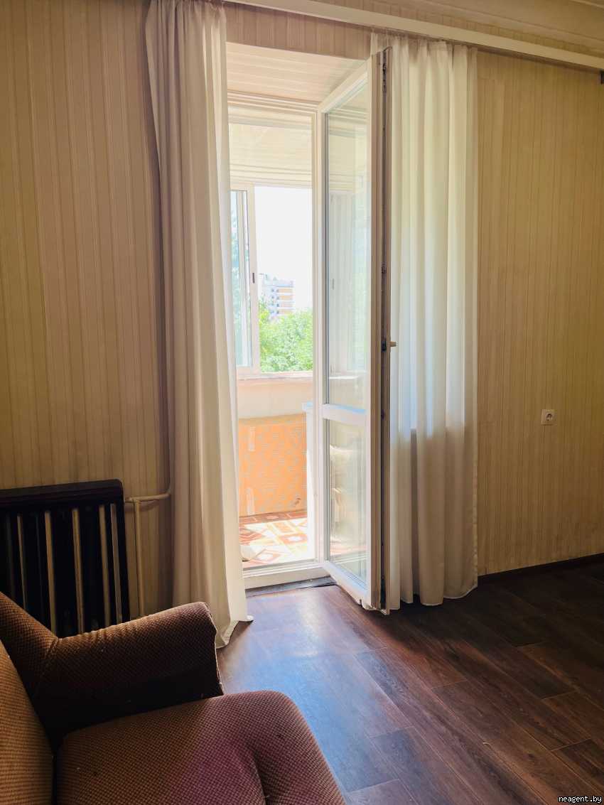 3-комнатная квартира, ул. Чернышевского, 11/а, 1599 рублей: фото 1