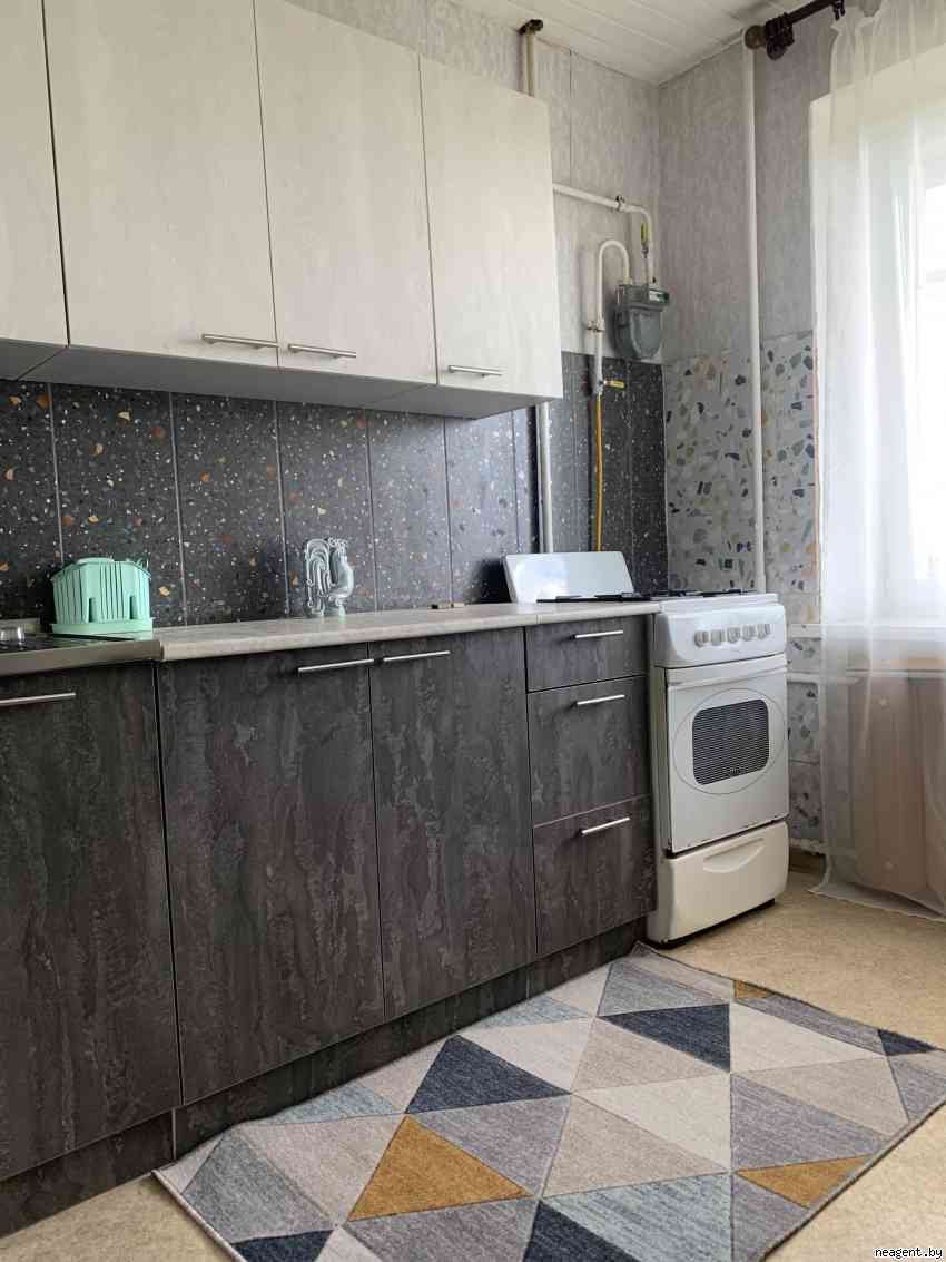 1-комнатная квартира, ул. Богдановича, 70, 300 рублей: фото 1