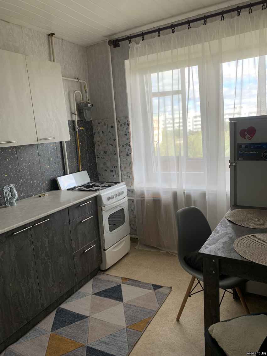 1-комнатная квартира, ул. Богдановича, 70, 300 рублей: фото 2