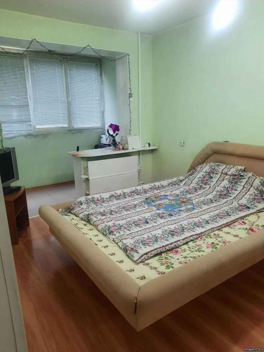 2-комнатная квартира, нестерова, 59, 1000 рублей: фото 1