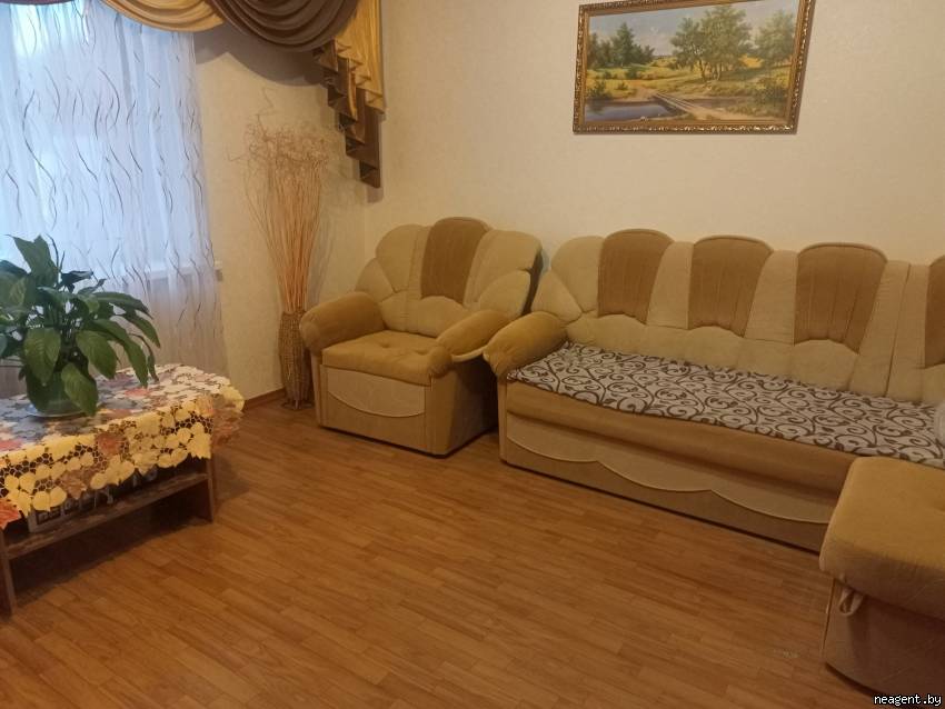 3-комнатная квартира, ул. Солтыса, 50/2, 1500 рублей: фото 1