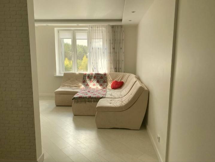 3-комнатная квартира,  ул. Мирошниченко, 2069 рублей: фото 3