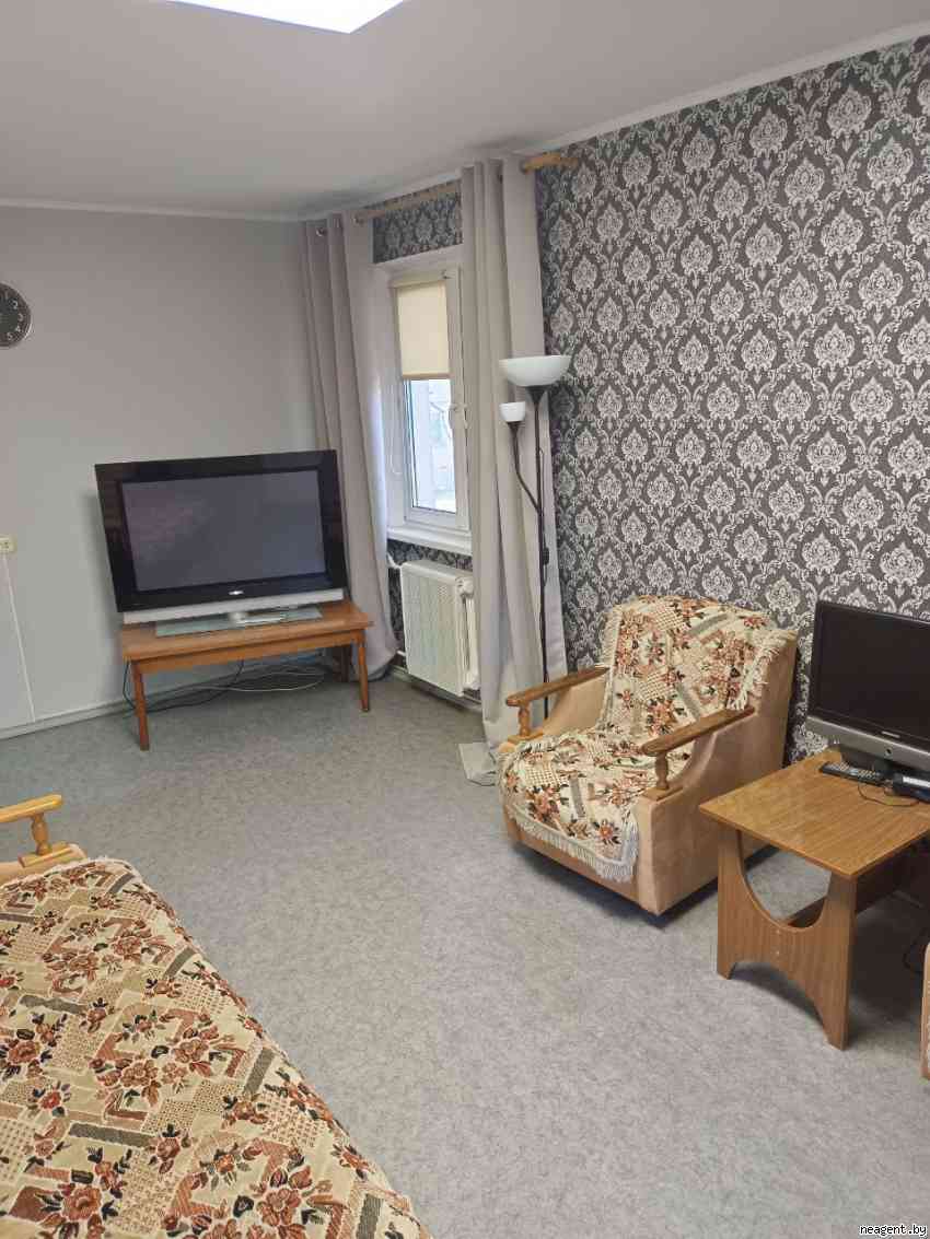 2-комнатная квартира, ул. Карастояновой, 5, 1431 рублей: фото 1