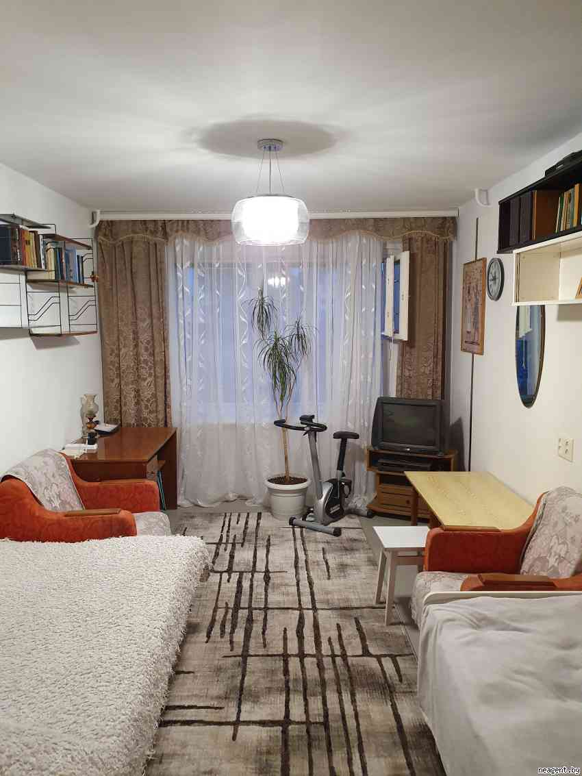 1-комнатная квартира, ул. Алтайская, 78/2, 740 рублей: фото 1