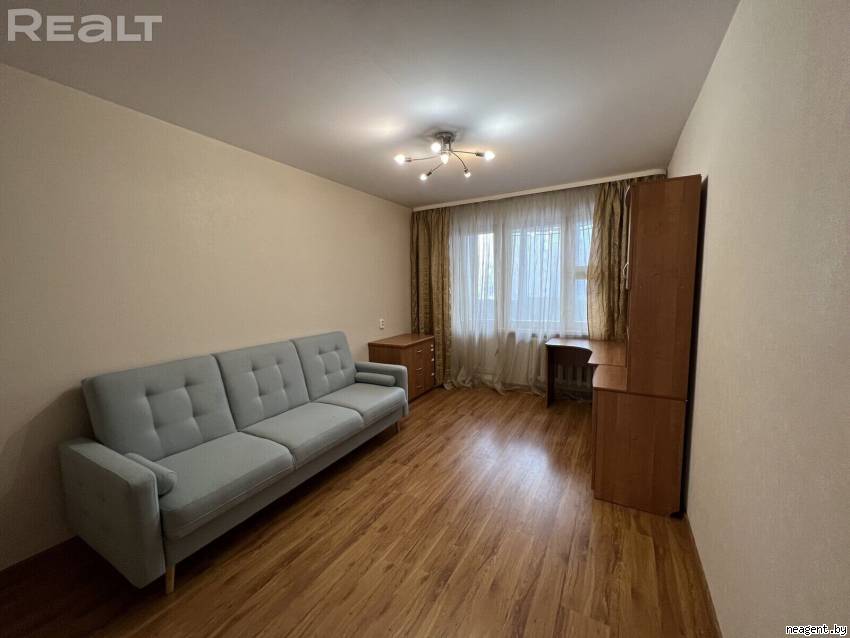 Комната, Проспект Победителей, 120, 350 рублей: фото 1