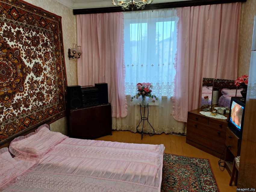 2-комнатная квартира, ул. Грицевца, 3, 990 рублей: фото 1